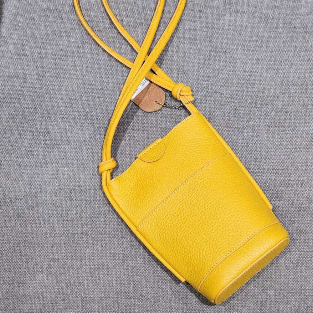 Mm Women's Bags New Super Popular Crossbody Small Square Women's Top Layer Cowhide Texture Phone Bag, Exquisite Mini Shoulder Bag