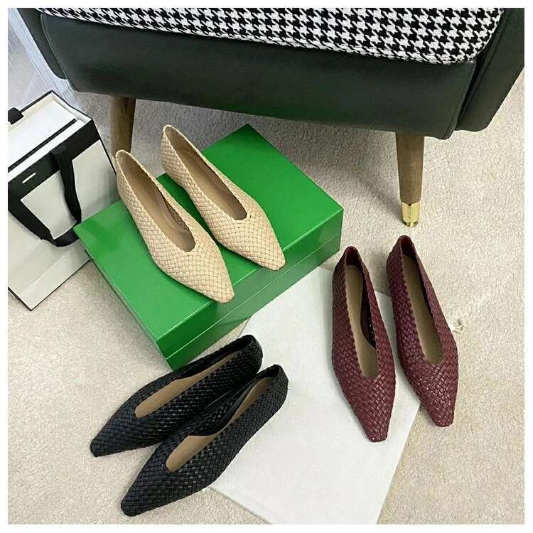 C350 New 2025 Spring Summer Knitted Flat Shoe Cow Leather Women Leisure Flats Comfortable Ladies Pointed Toe V Design Lady Shoes