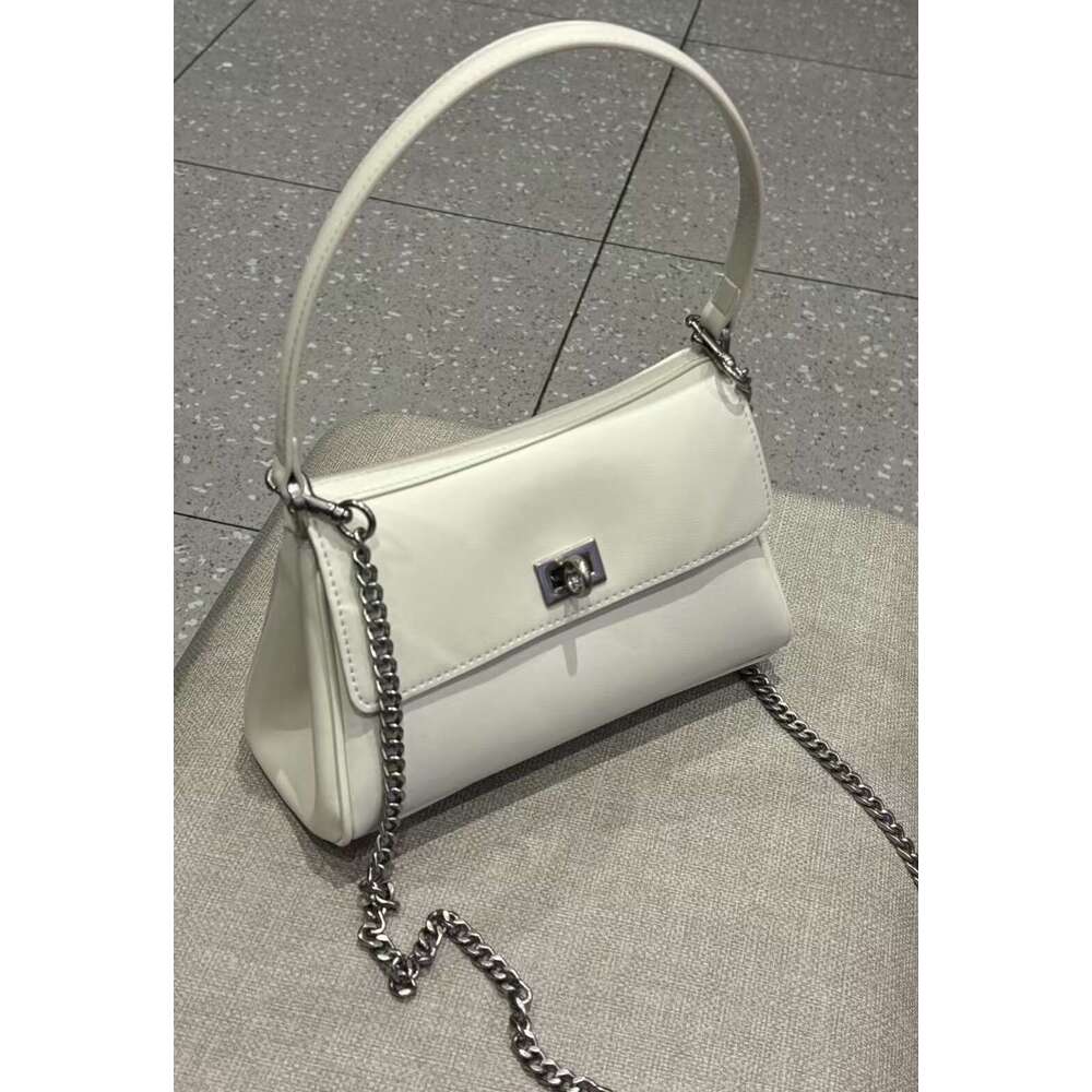 Mm Women's Bags Women's Leather High-End Sense Niche Chain Underarm Women's Commuting New Single Shoulder Crossbody Bag Fashionable And