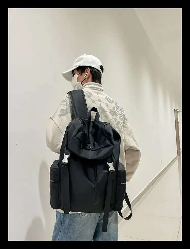 Annual B- in-Large Capaci Multi-Pocket Wunder Sports Portable Outdoor Waterproof Parachute Nylon Backpack WT314