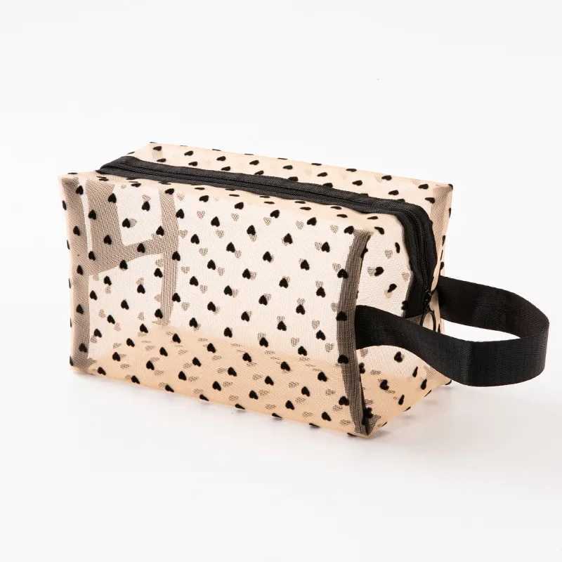 Transparent heart-shaped mesh storage bag for womens cosmetics travel organizers small beige makeup bagXJ250415