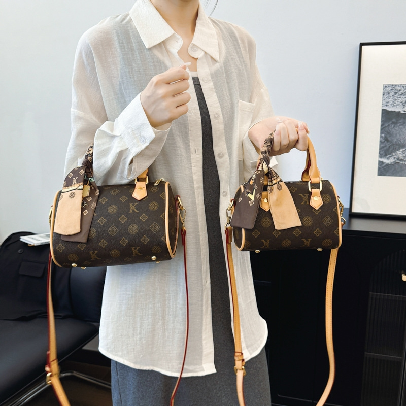 Designer Free Shipping 2025 New Fashionable Temperament Boston High-end Printed Shoulder Crossbody Bag For Womens New Free Delivery Designer Bag