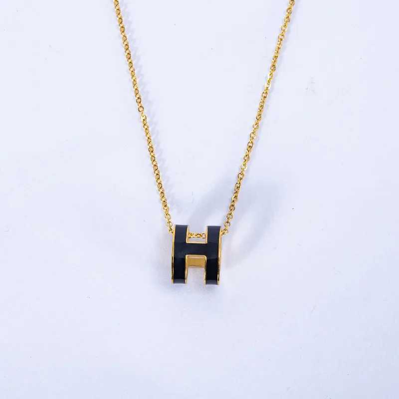 H Letter Enamel Pendant Necklace Women Minimalist Oval Collarbone Chain Viral Fashion Jewelry Trendy K251114