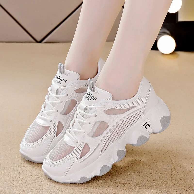 2025 Summer New Designer Fashion Women's Casual Sports Shoes Mesh Breathable Sports Running Comfortable Walking Shoes