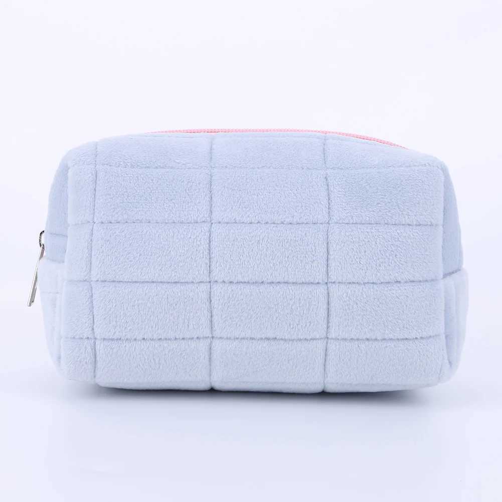 Plush makeup bag makeup bag large capacity with pencil case zipper makeup bagXJ250415
