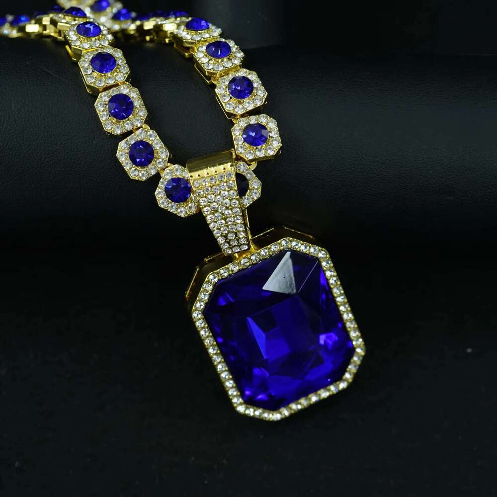 DHcollection Colorful Cuban Chain With Colorful Large Pendant Men's Chilled Necklace Accessories