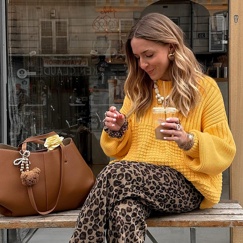 Ladies Solid Color Loose Sweater Casual Street Hundreds of Tops Exquisite pit stripes small round neck design sense of fashion Spring Autumn Winter Ho