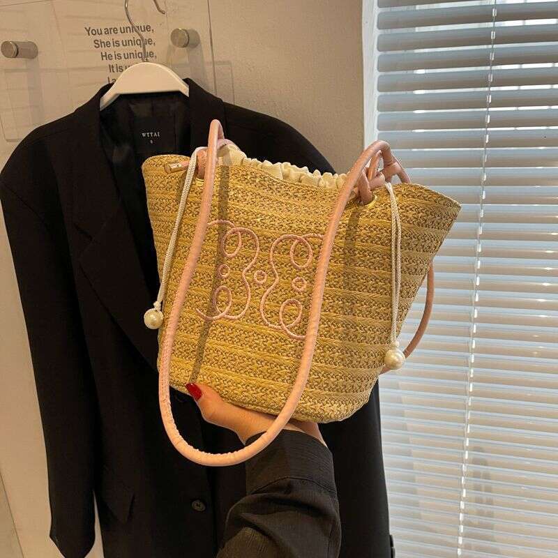 Handmade Beach Bag Forest Style Grass For Women 2024 New Trendy And Fashionable Texture Niche Underarm Woven Tote Bag Kq2