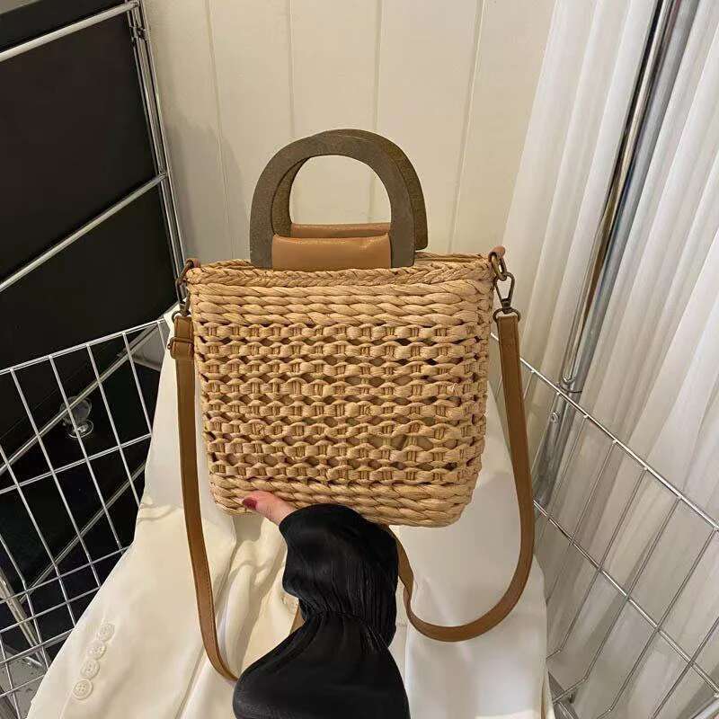 Hand-Held Wooden Handle Woven Bag Summer Cool New Light Brand Fashion Beach Leisure Travel Crossbody Handbag Shoulderbag