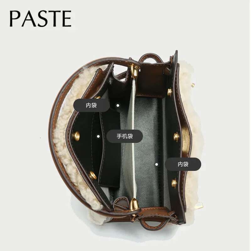 2025 Winter Fashion Designer Women Handbag Fluffy Wool Fur Tote Lambswool Real Leather Flap Small Female Shoulder Bag Kakhi