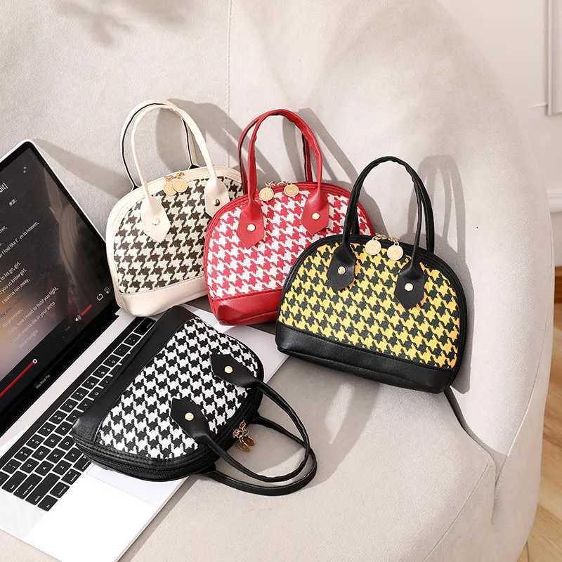 Bag Female 2024 New Single Shoulder Crossbody Shell Bag Thousand Bird Grid Fashion Simple Mini Womens BagW251115