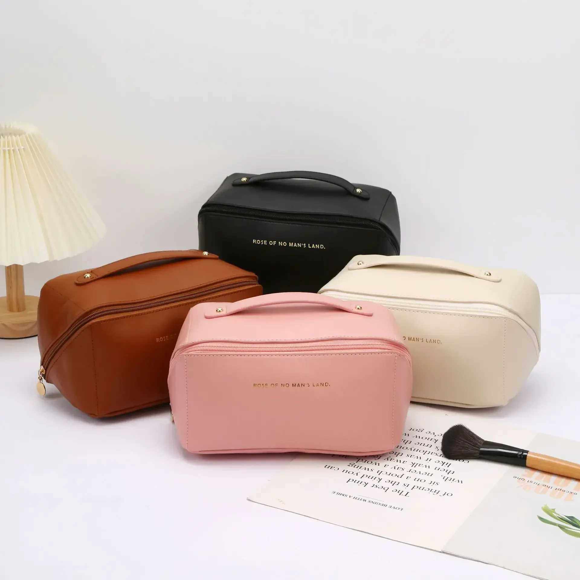 Portable Womens Pillow Makeup Bag Pu Leather Travel Womens Toilet Storage Bag Fi Womens Makeup Bag Cluh HandbagXJ250415
