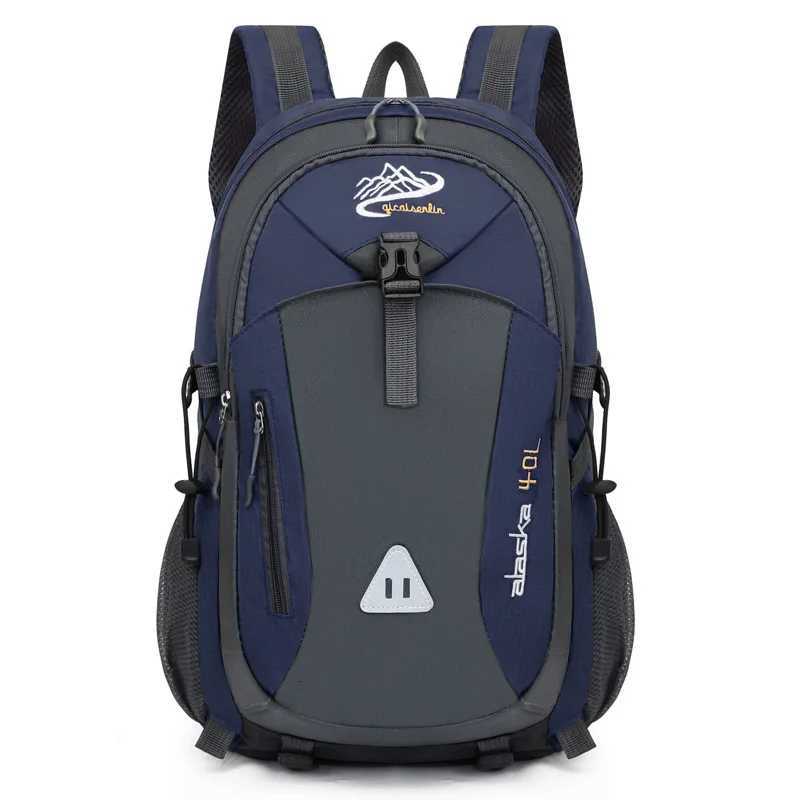 Classic Men Backpack Nylon Waterproof Men Casual Outdoor Travel Backpack Hiking Camping Mountaineering Backpack Sports Bag WomenW251114