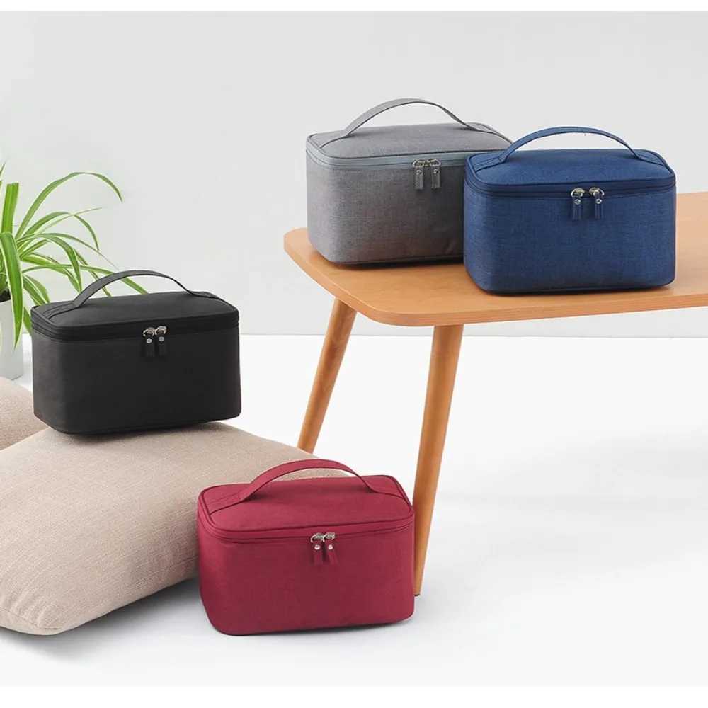 Large capacity mens makeup bag travel Cvenient toilet bag couple outdoor travel storage bag waterproof womens makeup boxXJ250415