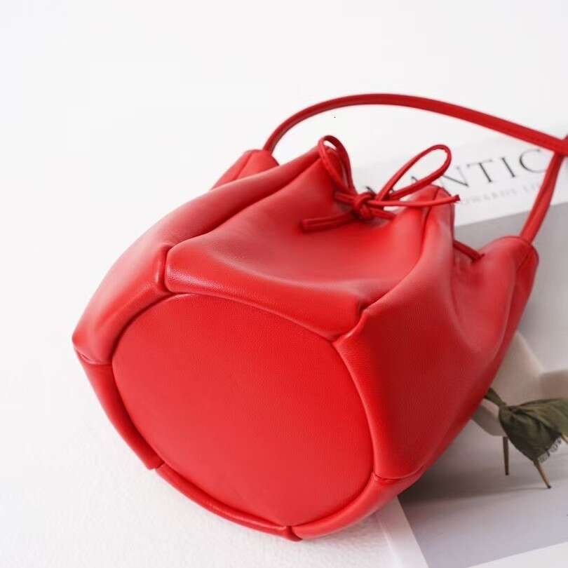 Mm Women's Bags Early Spring Korean Niche Design Drawstring Bucket Casual Versatile Single Shoulder Diagonal Cross Sheepskin Women's Bag