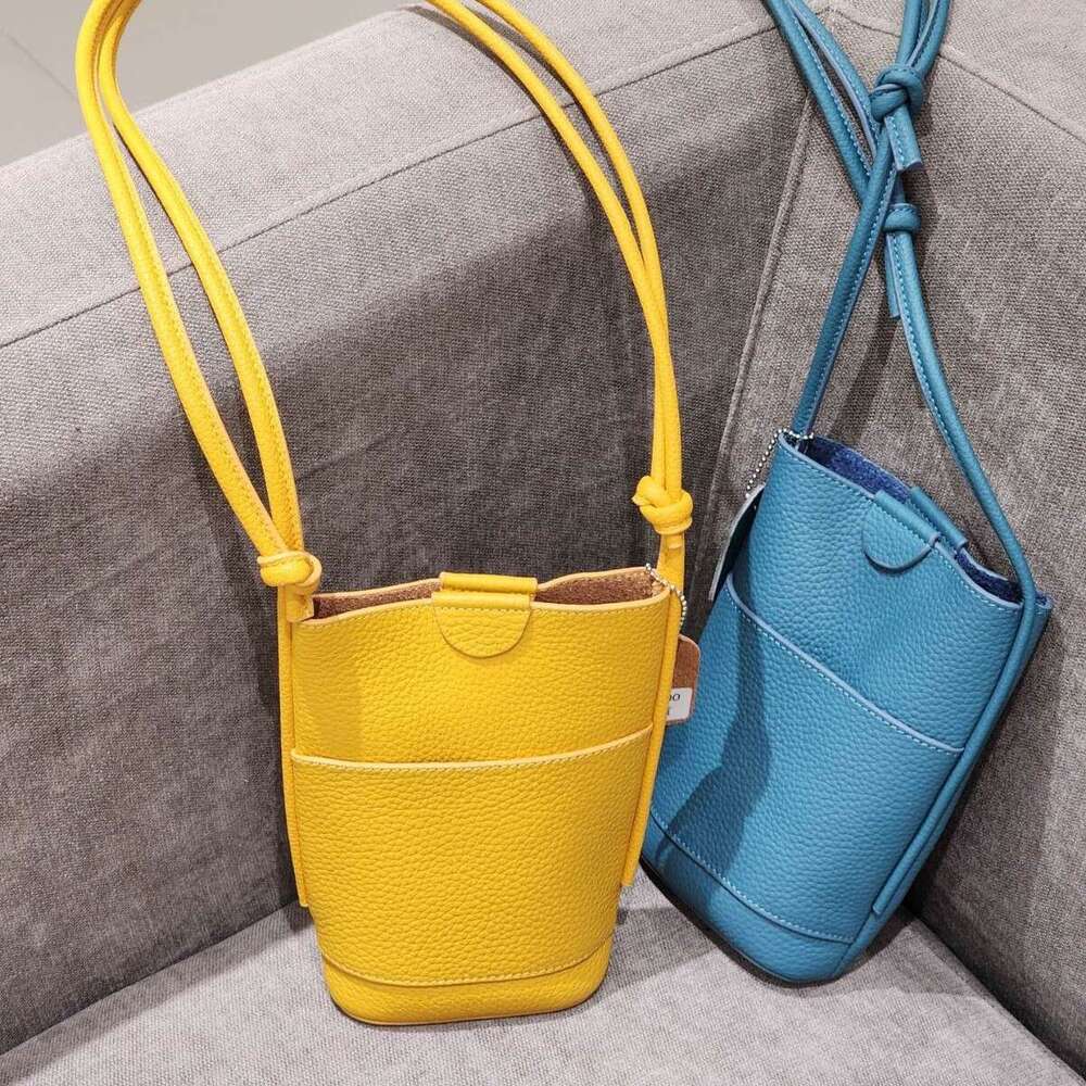 Mm Women's Bags New Super Popular Crossbody Small Square Women's Top Layer Cowhide Texture Phone Bag, Exquisite Mini Shoulder Bag