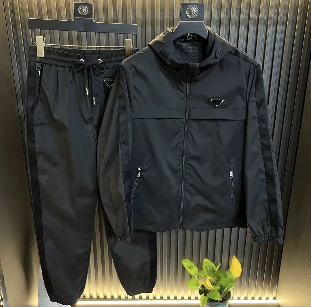 Men's sportswear, men's designer sportswear set, letter-printed high street loose women's sportswear and sportswear pants set, casual sportswear pants, jogger's clothing