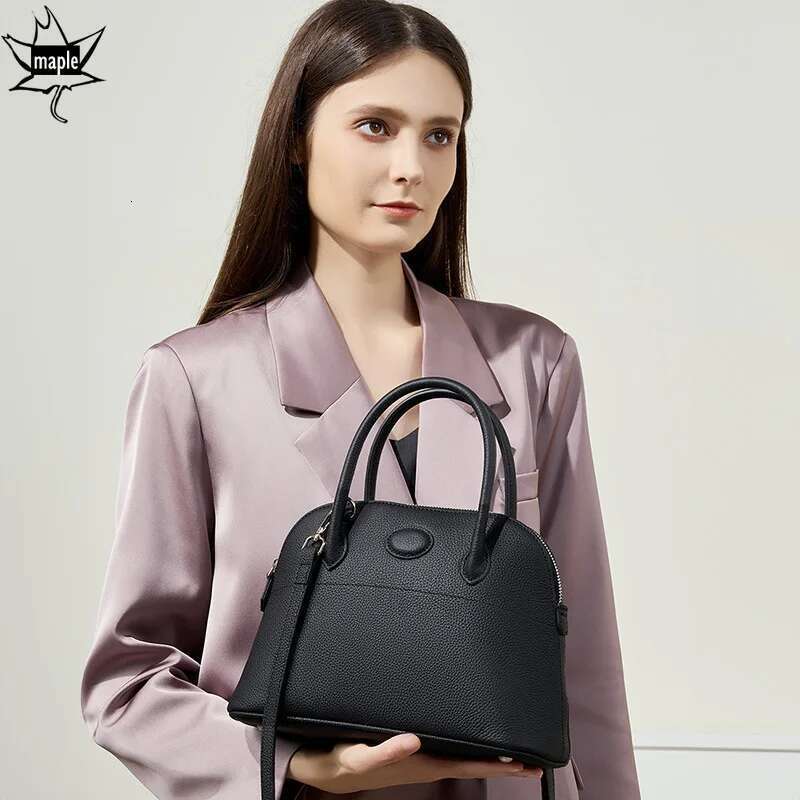 Designer Bag New Simple Fashion Shell Tote Leisure High-End Cowhide Leather Women's Handbag Business Office Lady Shoulder Bag Kakhi