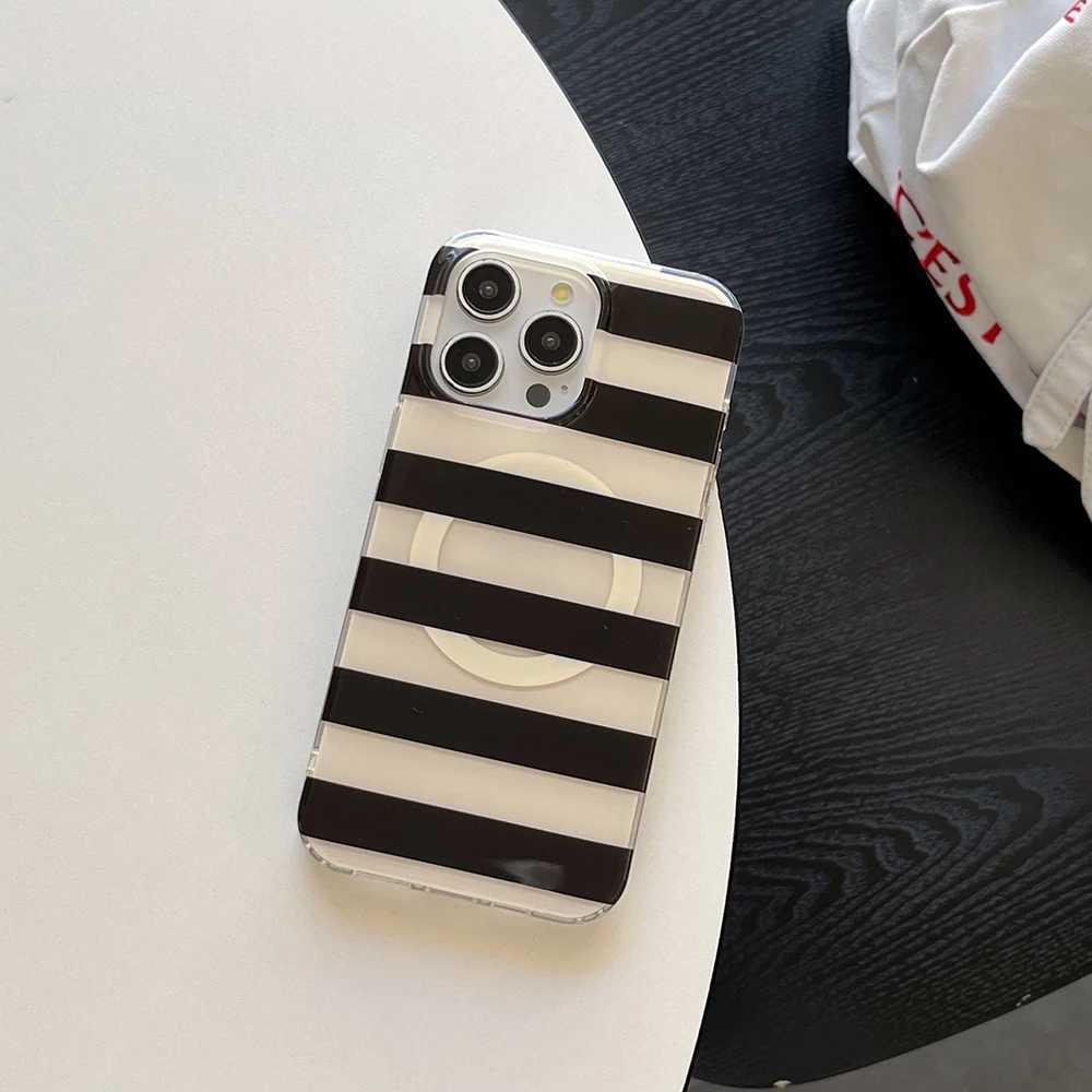 3D Cute Striped Black for Magnetic Holder Phone Case for iPhone 17 16 15 14 Pro Max 13 Mirror Back Cover for Women Girl J251202