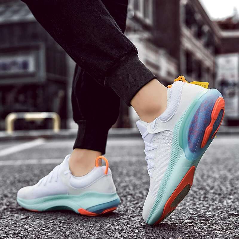 2025 New Breathable Mesh Men's Sports Shoes Designer Fashion Sports Shoes