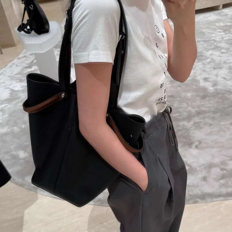 Fashion High Quality Bucket Handbags PU Leather Trendy Shoulder Large Capacity Elegant Black Chic Commuter Bag For Women