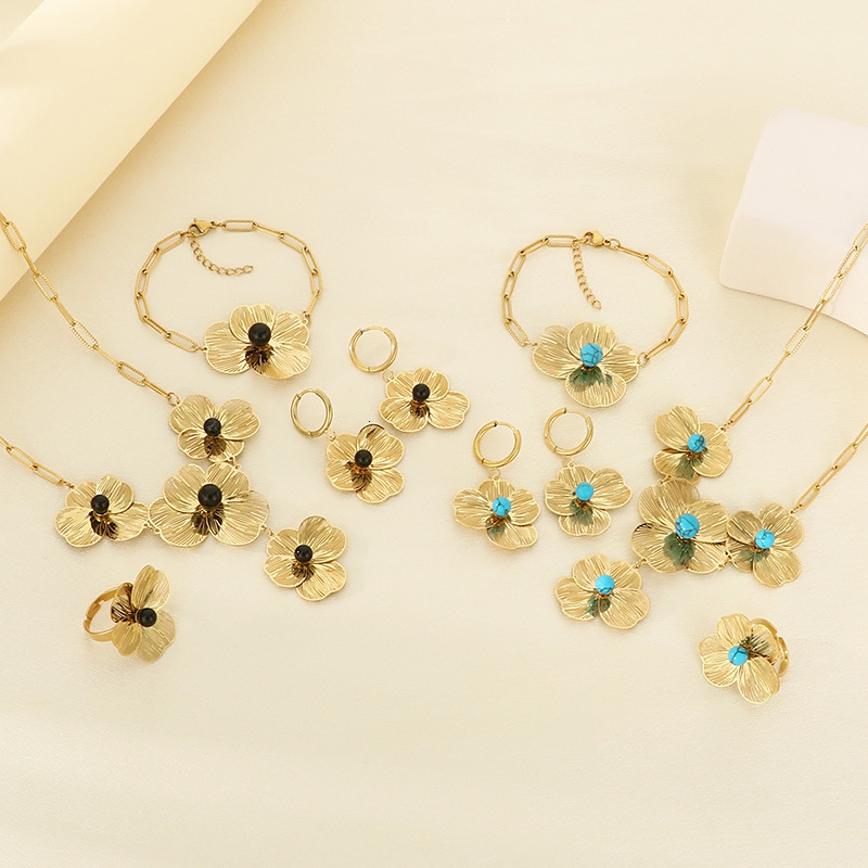 Fashion Dubai GoldPlated Jewelry Set Simple Style African Necklace All Copper Material Hollow Surround Jewelry FHK15529 250920