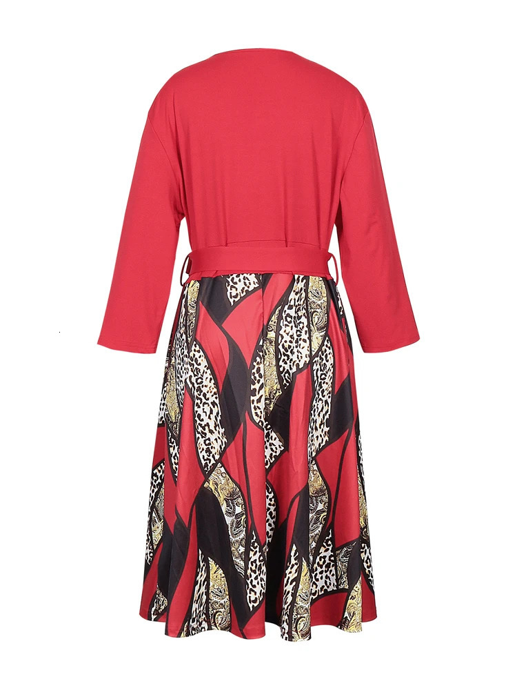 Ladies elegant commuting red chain printed tight corset short sleeved dress Midi suitable for all seasons and summer wear 250407