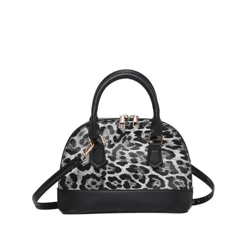 2025 Shell Shaped Shoulder Bag Elegant Leopard Print Crossbody Purse Stylish Womens Work Tote Fashionable Minimalist HandbagW251115