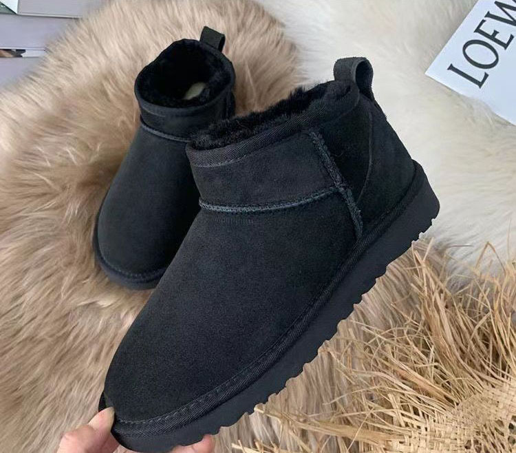 hot Free shipping Boots cotton padded shoes Winter Warm Step Shoes Cold Days Short snow boots with plush insulation shoes