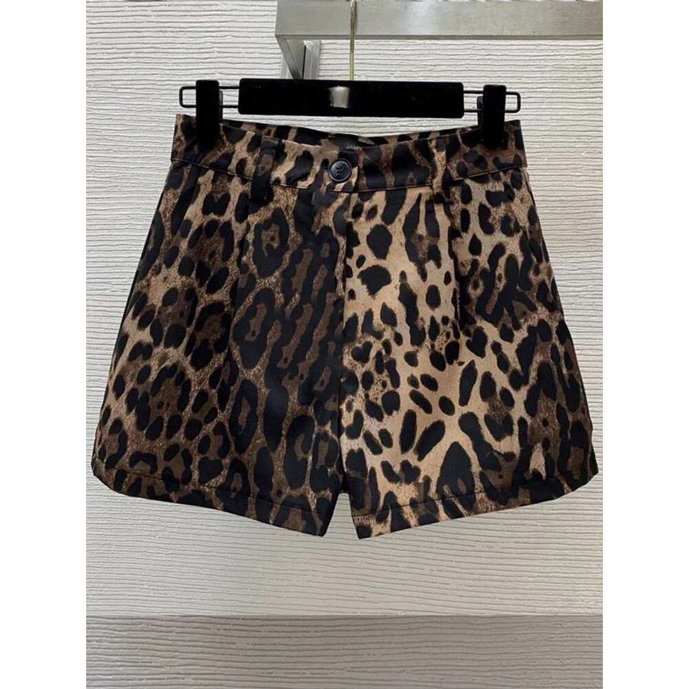 Retro Summer New Geometric Printing High Waist Straight Wide Leg Shorts Pocket Fashion Joker Casual Pants.