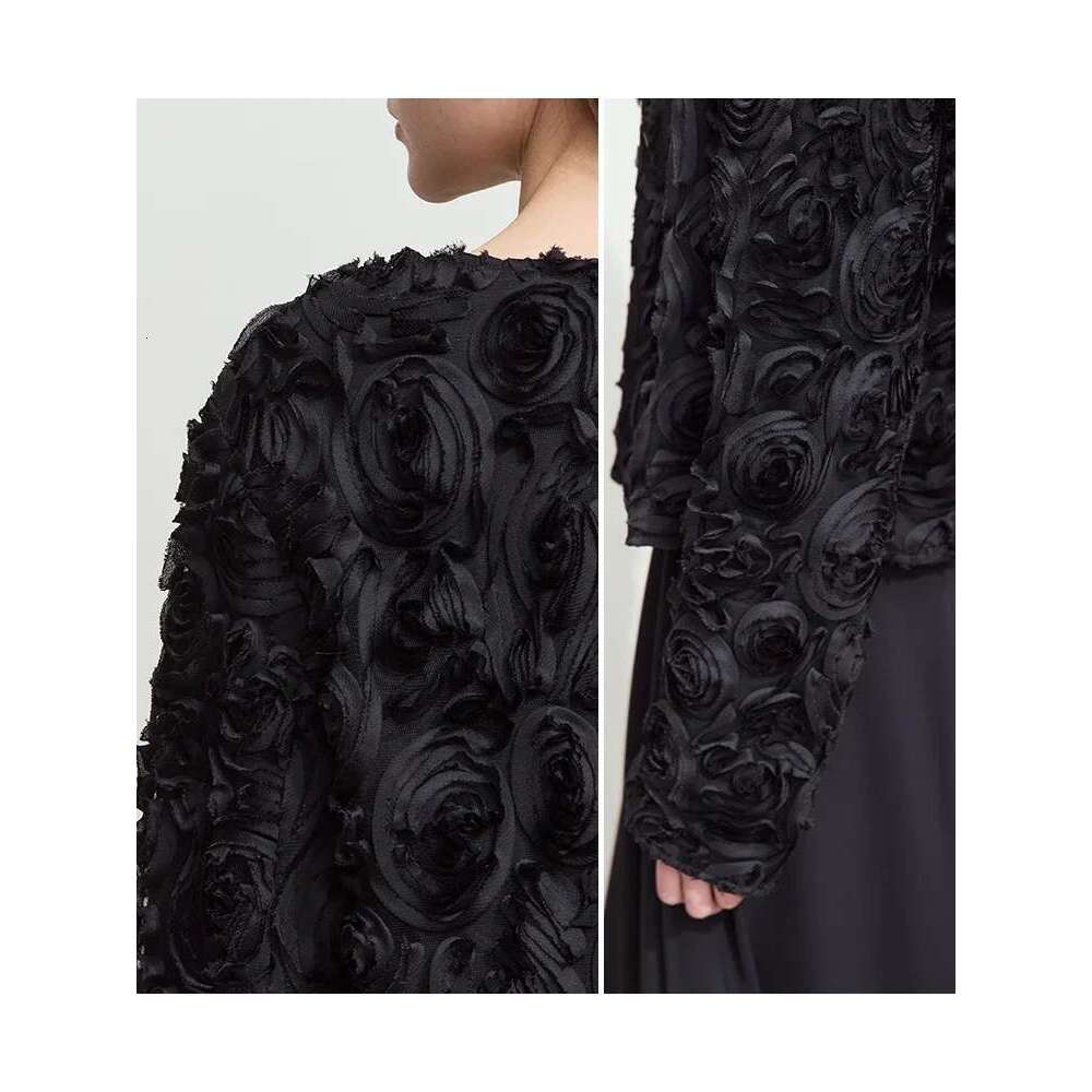 Designer Clothes AMII Minimalism Short Jacket Women 2025 Spring New Elegant Romantic Stereoscc Wer O-Neck Hook Button Outwear Coat 12521066