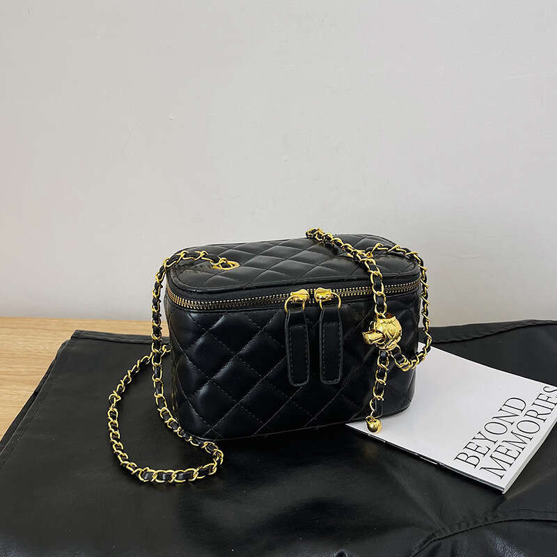 Spring and summer new niche box golden ball diamond grid chain small square bag, women's 2025 mini texture single shoulder crossbody bag