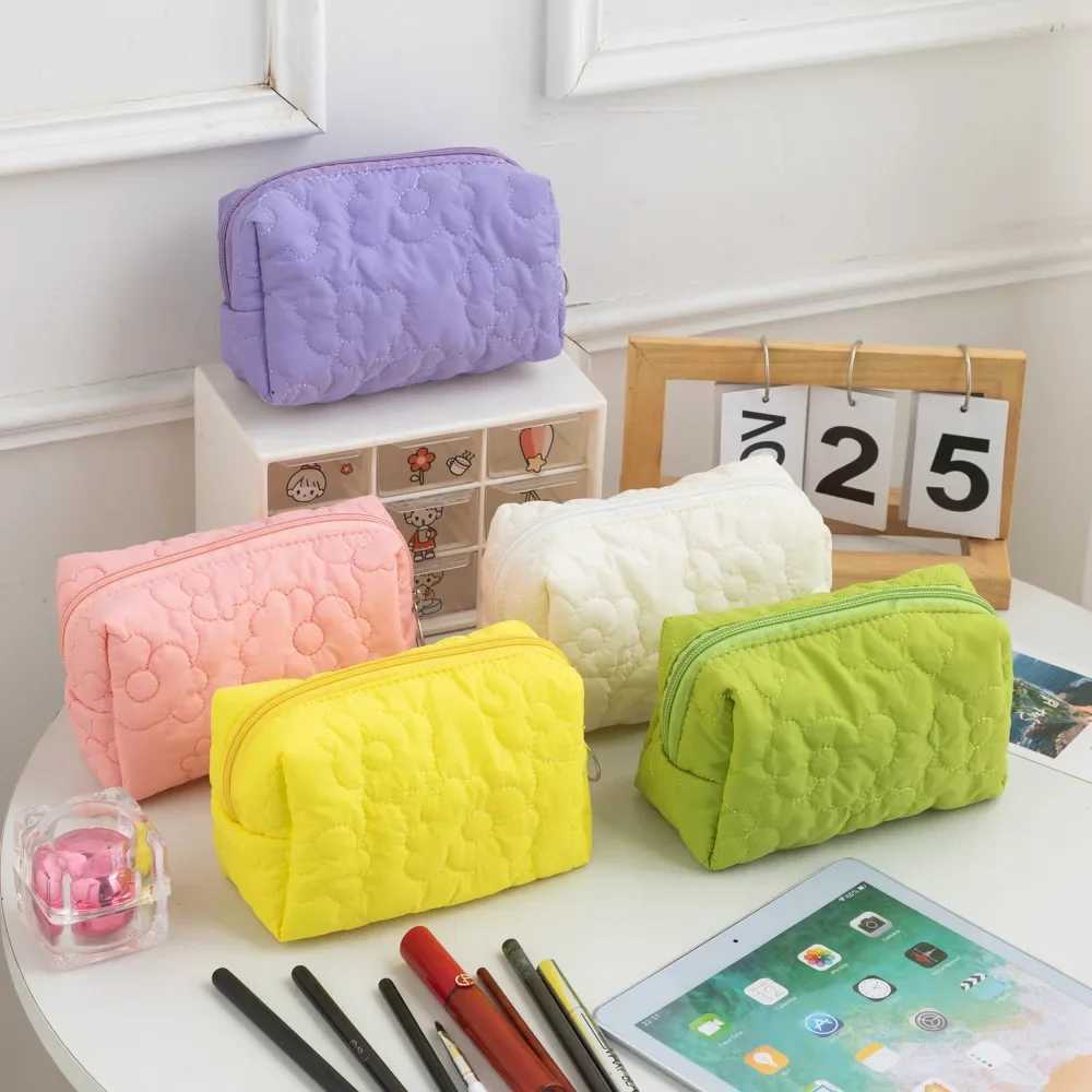 Large capacity candy colored makeup bag floral makeup bag female makeup bag female makeup bagXJ250415