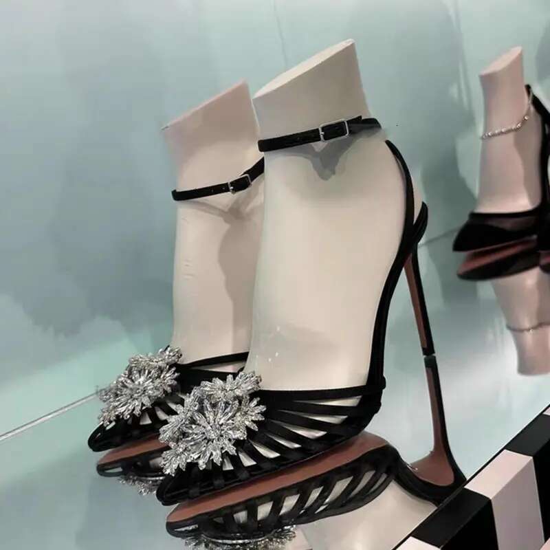 2025 Summer Pointy Head With Rhinester wer Roman Sandals Women's New Sexy Hollow-out Beautiful High Heels Shiny Pumps