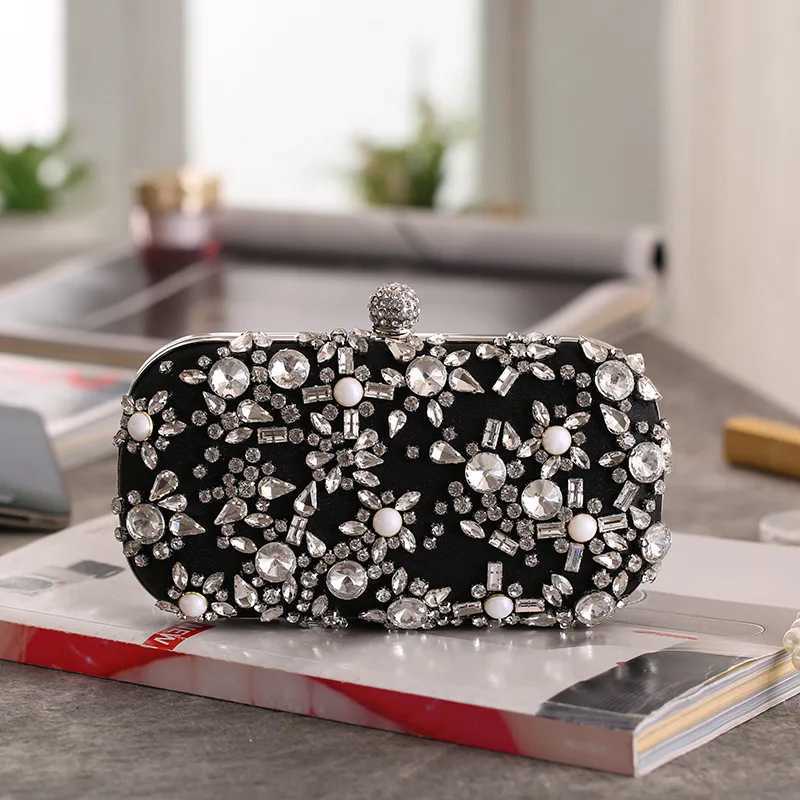 Womens Evening Clutch Bag Party Purse Luxury Wedding Clutches For Bridal Exquisite Crystal Ladies Handbag Apricot Silver Wallet W251114