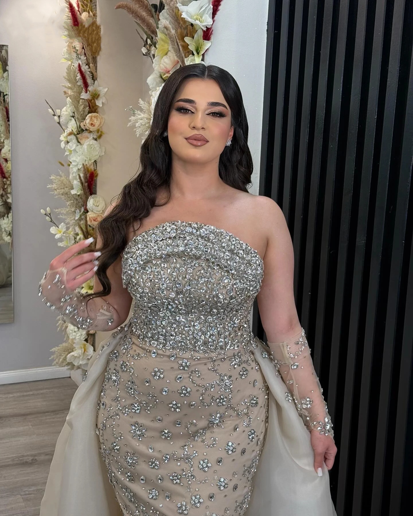 Gorgeous Crystal Beads Evening Dresses Strapless Prom Gowns Detachable Train Slim Customized Formal Occasion Plus Size Sweep Train Party Dress Vestido