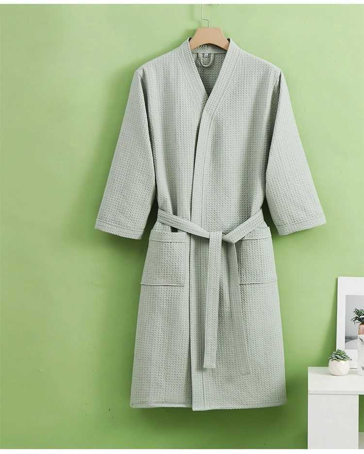 Bathrobe for Women and Men Cotton Waffle Quick Drying All Season Thin Design Hotel Bth Towel Beauty Salon Bath Robe Couples C251115