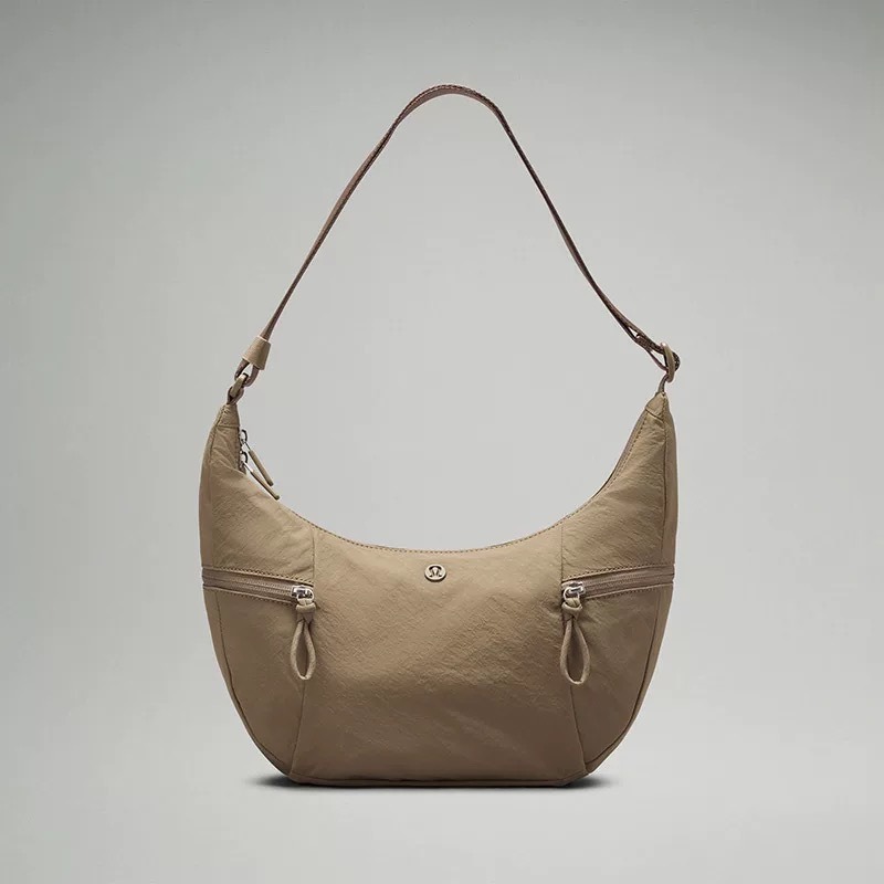 2025 Women's Korean-style lazy dumpg shoulder bag with a niche high-end feel Versatile for commuting and fiess