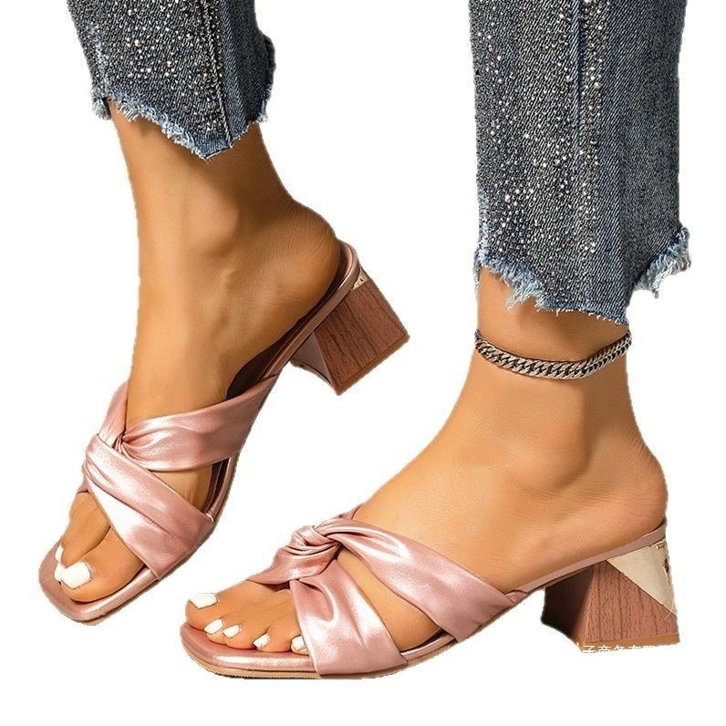 Cross Strap Open Toe Chunky Heel Square Toe Slippers for Women New Mid Heel Large Size Fashion Sandals