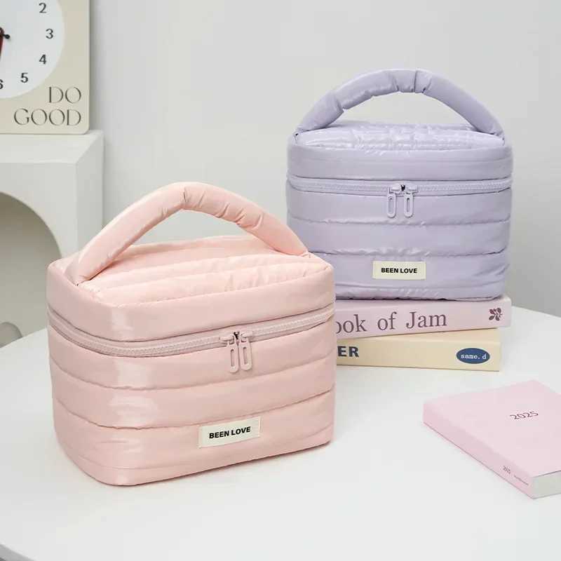 New Makeup Bag Large Capacity Portable Makeup Skincare Storage Travel Toilet BagXJ250415