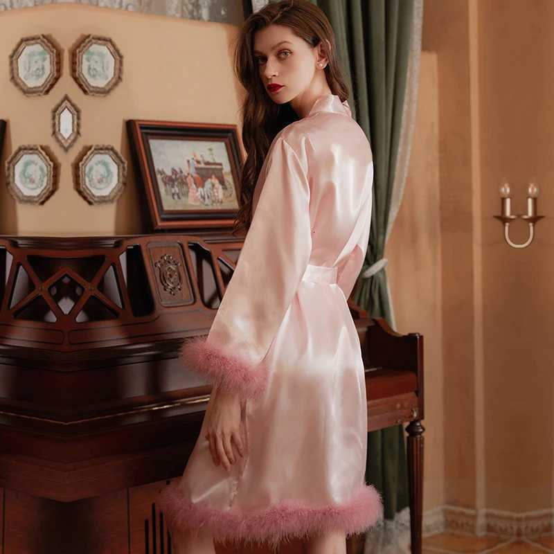 Women Feather Robe With Fur Sleepwear Bride Morning Satin Robes Nightgown Dress Elegant Wedding Bridesmaid Robe Gown Bathrobe C251115