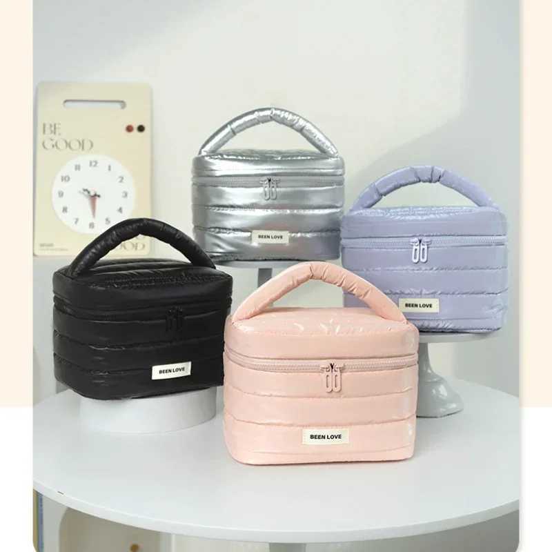New Makeup Bag Large Capacity Portable Makeup Skincare Storage Travel Toilet BagXJ250415