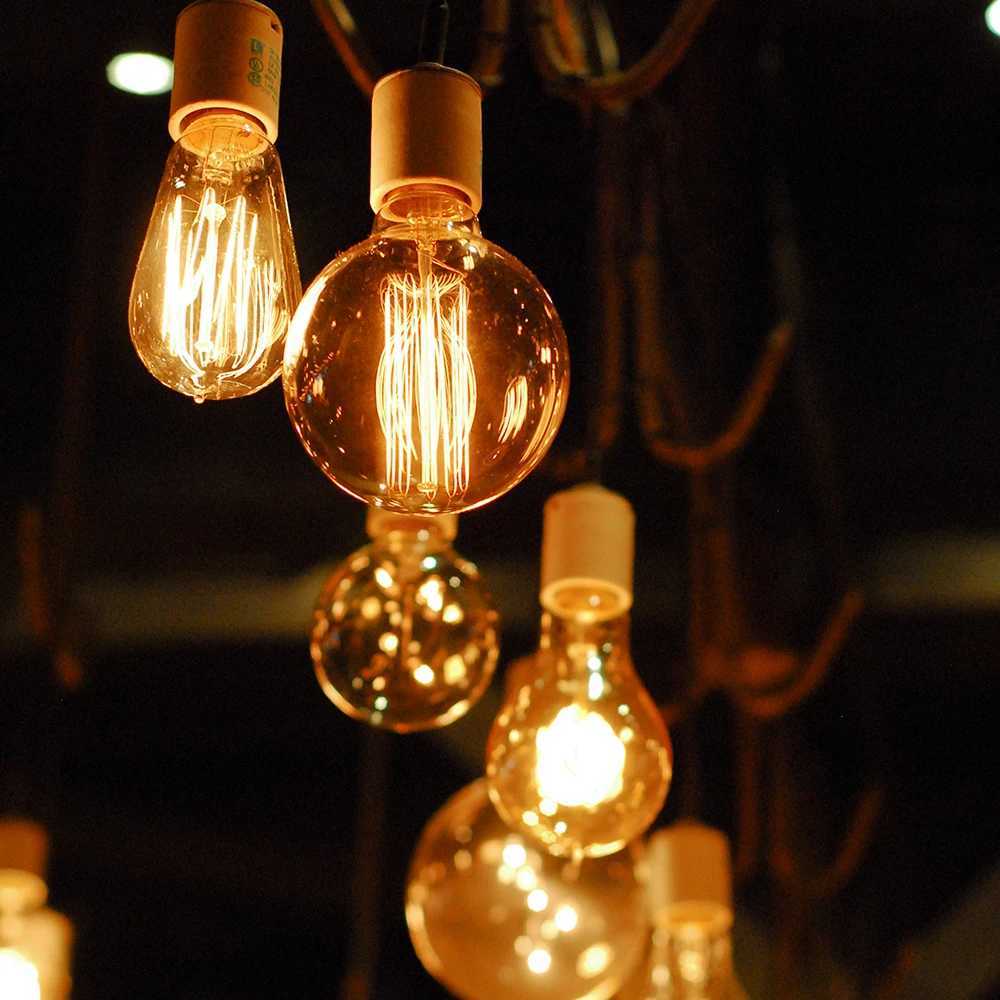 Edison Retro Lamp Incandescent Edison light Bulb E27 220V/110V 40W Room Decoration Edison Lamps Bulbs Ampoule Filament Christmas C251115