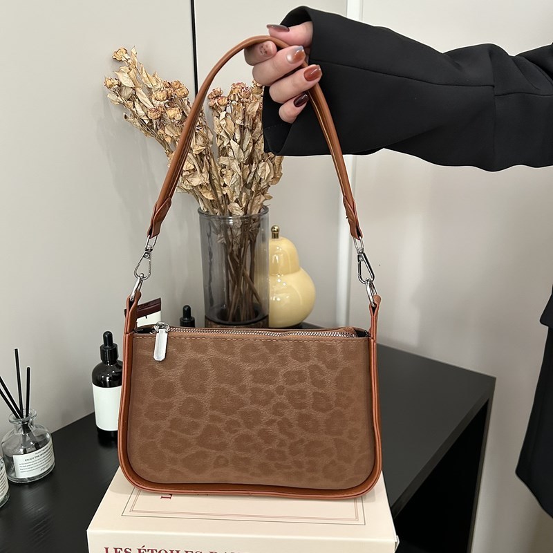 Hot-Selling Underarm Bag for Women New Simple Leopard Print Shoulder Bag Korean Niche High-End Crossbody Small Square Bag