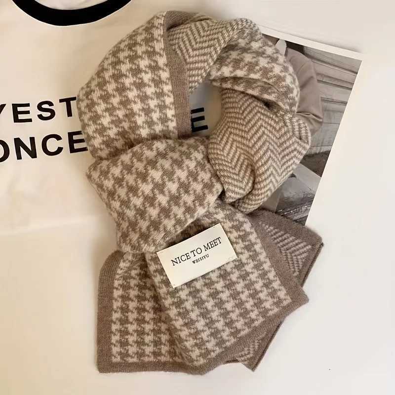 Luxury 1 Pcs Houndstooth Scarf For Women In Autumn And Winter Versatile Fashion Thickened Warm Shawl Couple Style Neck Scarf Y251115