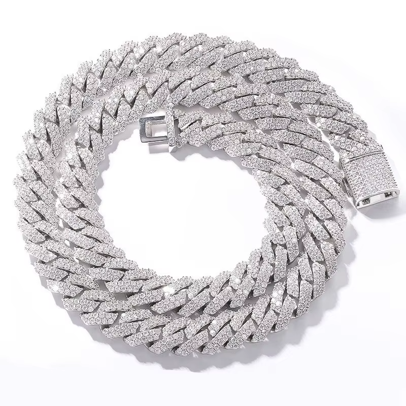 Perfect Quality Stainless Steel Cuban k Necklace Men Featuring Thick Chunky Design
