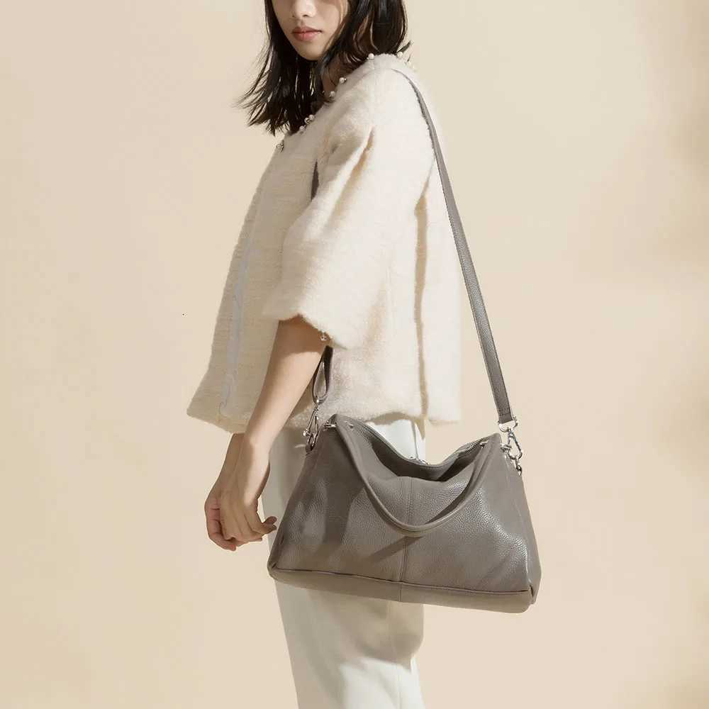 Zency Fashion Hobos 100 Genuine Leather Soft Skin Women Shoulder Bag Classic Black Elegant Lady Crossbody Purse Tote HandbagW251115