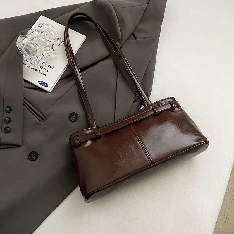 Vintage Handbag For Women Large Capacity 2024 New Autumn/Winter Underarm Commuting Korean Casual Single Shoulder Tote Bag