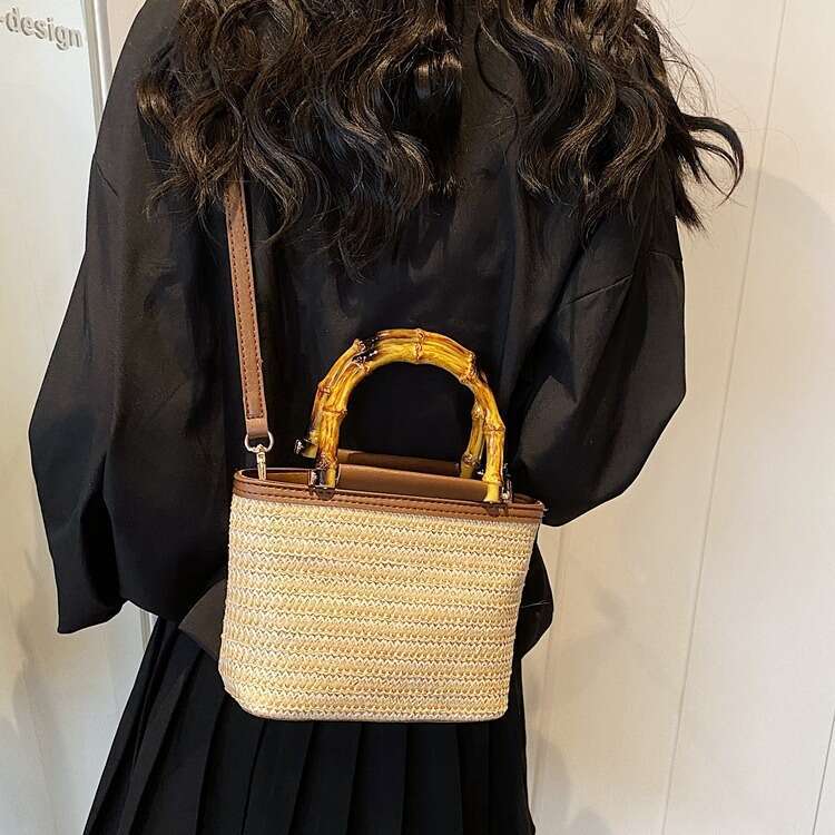 Handmade Beach Bag Straw Hand-Held Bucket For Women 2025 New Summer Versatile Crossbody Beach Vacation Straw Woven Bag Kq2