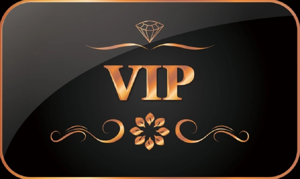 Personalized Moissanite Jewelry Set - Customizable Rings & Necklaces with